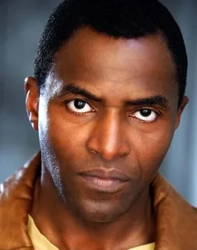 Carl Lumbly