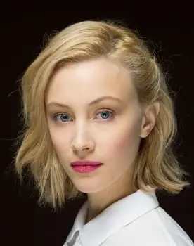 Sarah Gadon