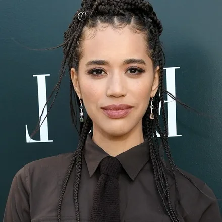 Jasmin Savoy Brown